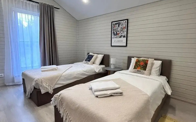 Sreda Green Lounge (Barnhouse 394)