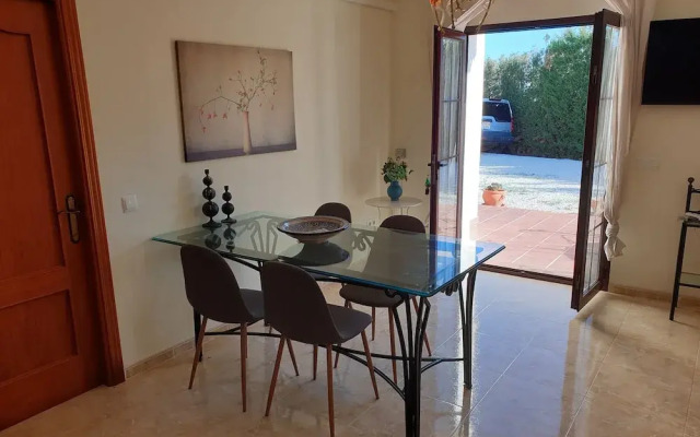 Delightful Spacious 2 bed Apartment in Nerja