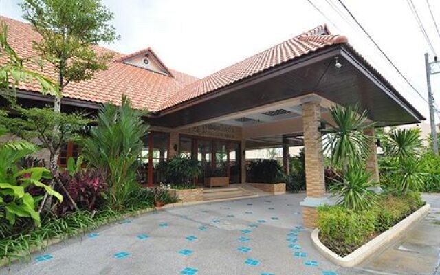 Chalong Villa Resort and Spa