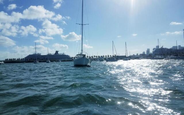 Sailboat with view