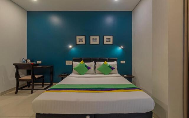 FabHotel Tulip Comforts
