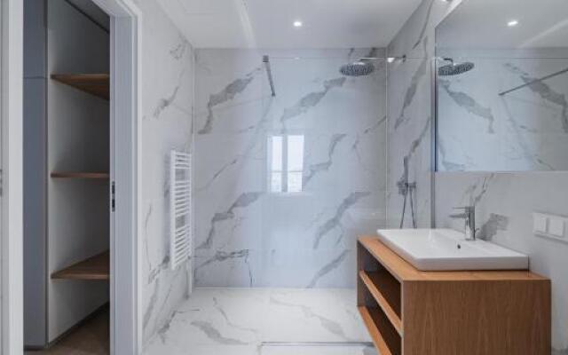 Dreamlike & Panorama Luxury Apartment in Yourvienna
