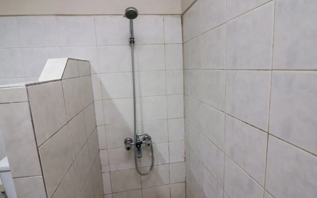 Nida Rooms Ubud Raya Panestanan 8156 at Dewa Bharata Bungalows Ubud