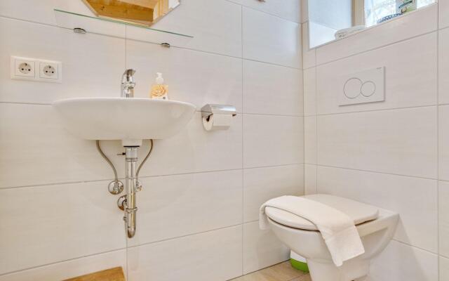 Valley-view Holiday Home in Niedernsill With Garden