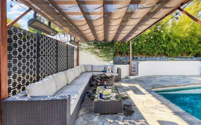 Valentino by AvantStay | Luxury Hollywood Mansion, Los Angeles