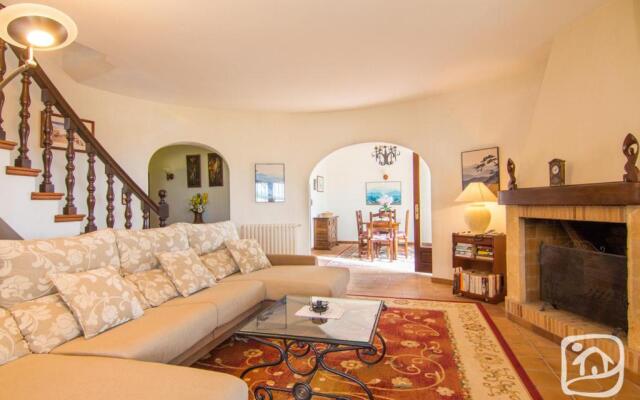 Abahana Villas Calsides