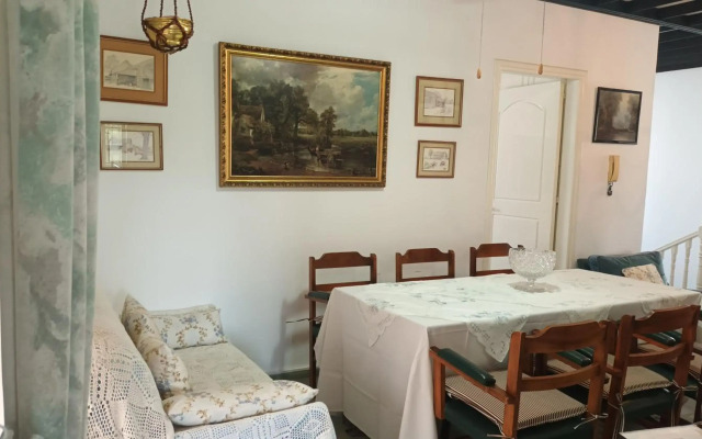 Greenfields Country Club