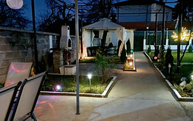 Rose & Water Guest house