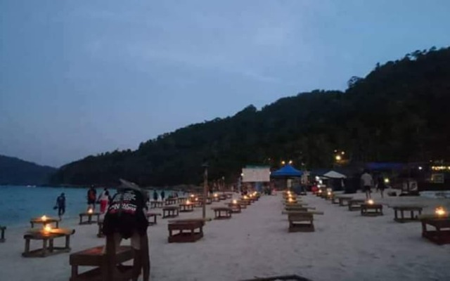 Warna Warni Cabin