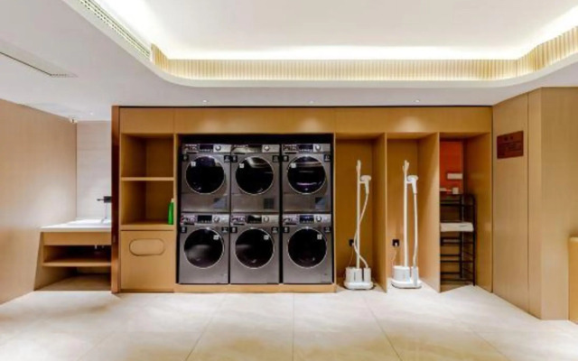 Aiwei Shangpin Hotel
