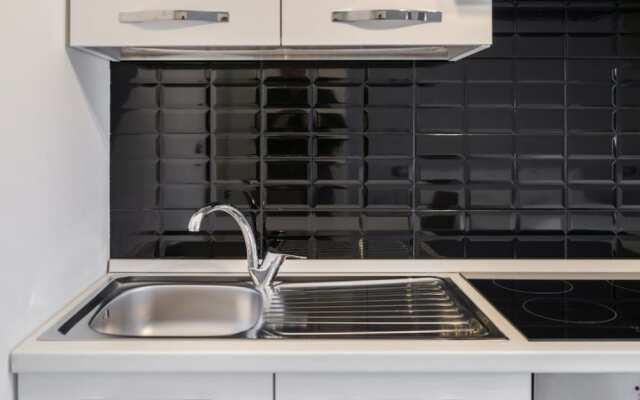 Central Station Studio by FlatsCollection