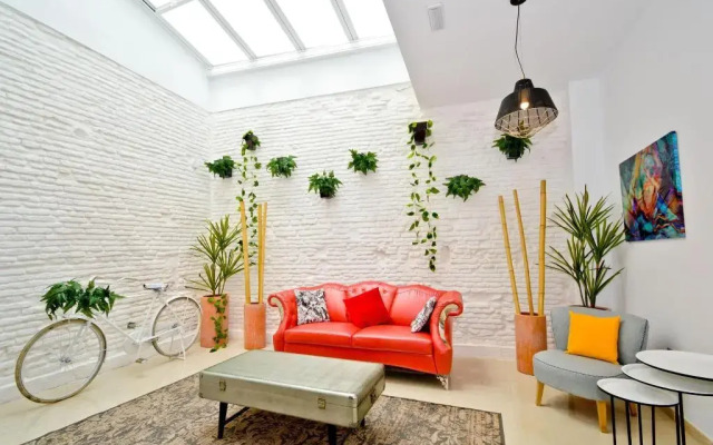 The Zentral Arenal Suites