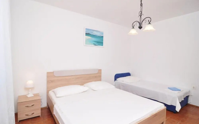 Snježa - 20 m From the sea - A2
