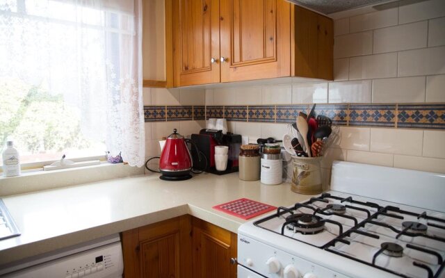 Airleigh-Rose Cottage
