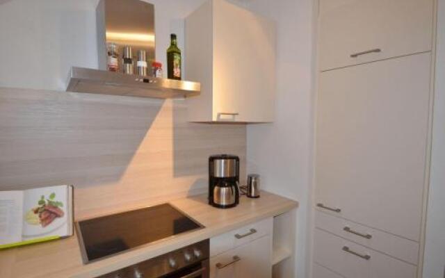 Kaept_n Nelson_ App_ 15