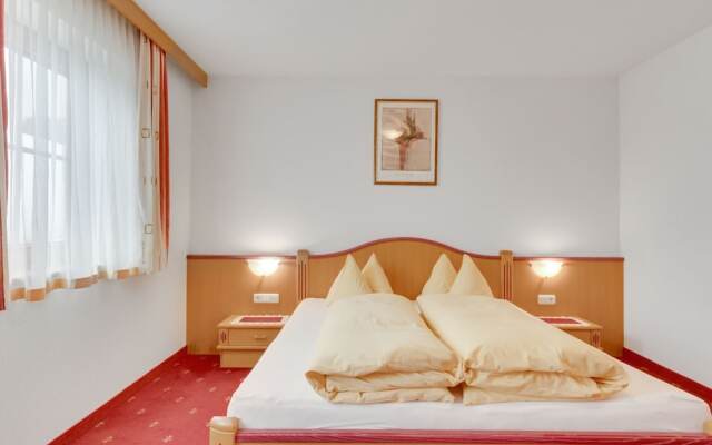 Quaint Apartment in Hainzenberg near Horbergbahn