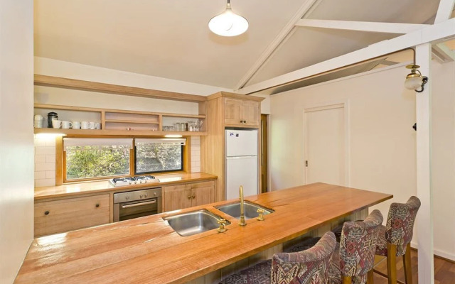 King Parrot Cottages