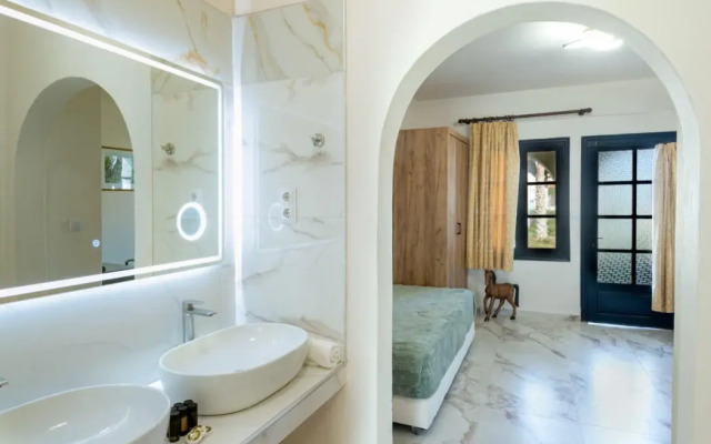 Assa Maris Beach Hotel