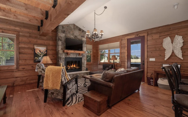 19th Hole 3 Bedroom Cabin