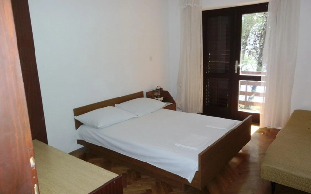 Ivan1 - 10m from the beach with parking - A2 Gornji(4+1)