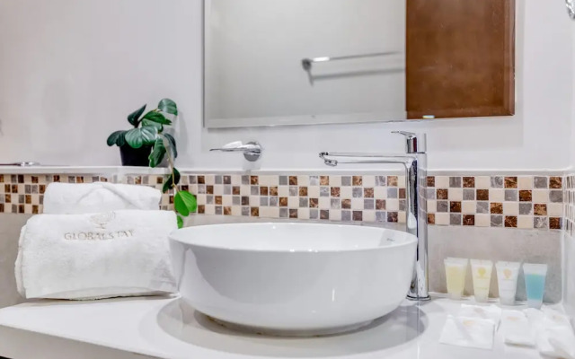 GLOBALSTAY. DAMAC Reva Residences