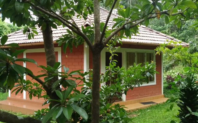Sunbird Garden Resort — 3-star hotel in Kolagappara