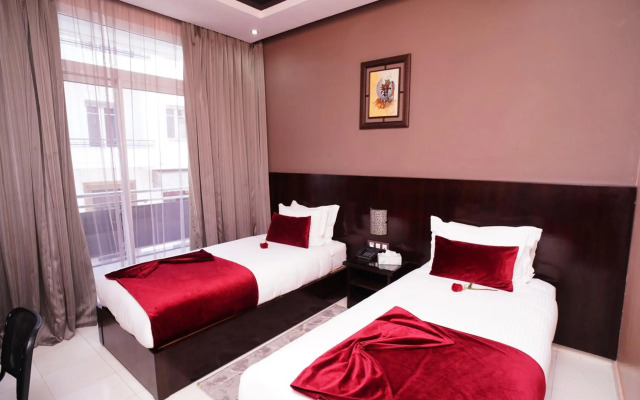 Hotel La Capitale