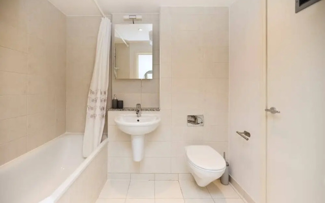 The River Thames Hideout - Modern 1bdr Flat