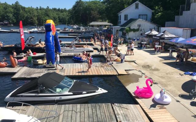 Muskoka Lakes Hotel and Resorts