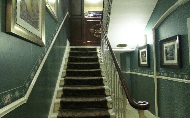 Opulence Boutique Hotel