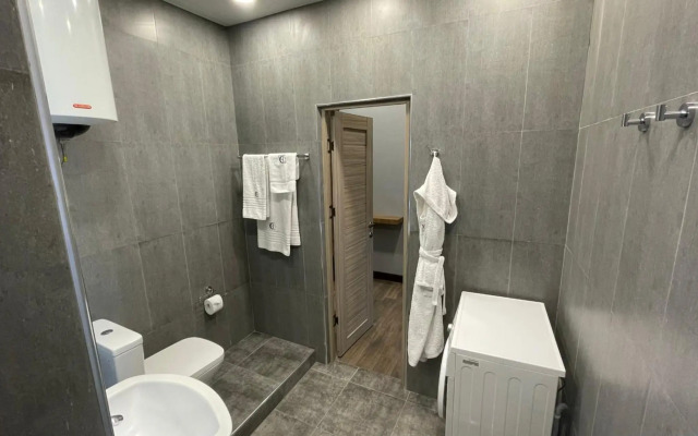 1BDB apartment in the small center