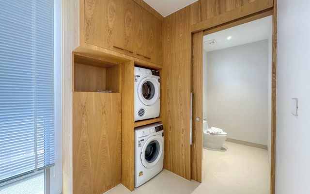 Luxury 3BR Pool Villa PrideLux 4 L10