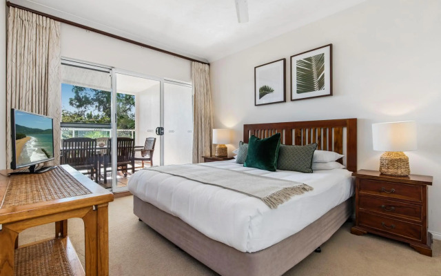 The Lookout Resort