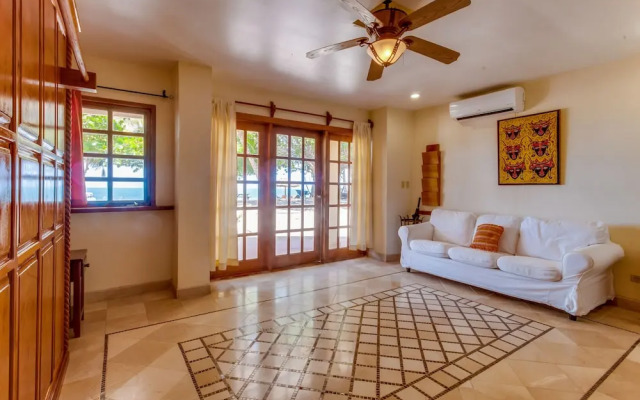 The Colonial at Jaguar Reef