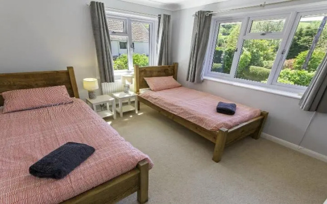 Ladywell Croyde 6 Bedrooms, Sleeps 12, Hot Tub