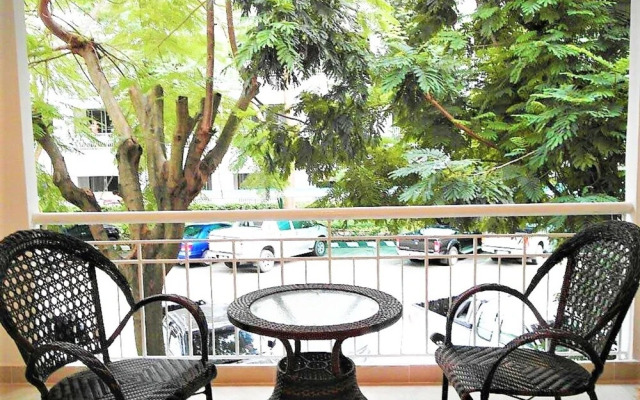 Baan Suan Lalana Large Studio