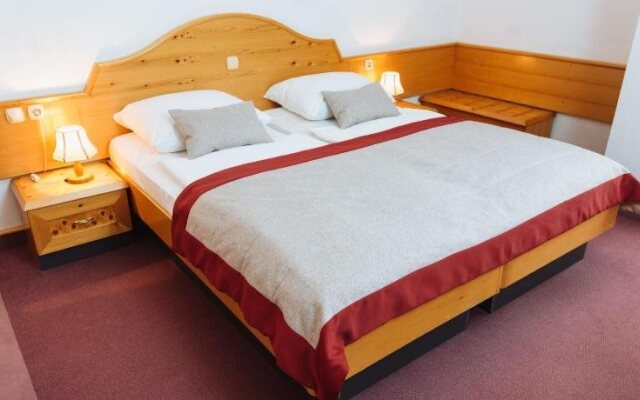 Hotel Planja