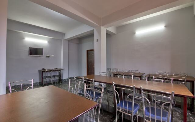 OYO 13466 Hotel Indrakil