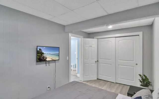 Tarpon River Retreat