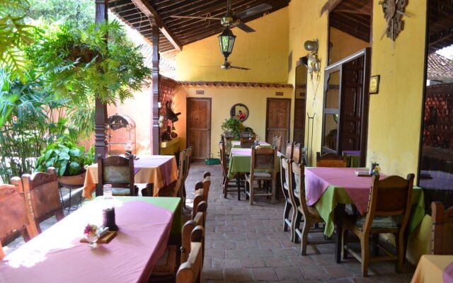 Hostal Restaurante Guaracu