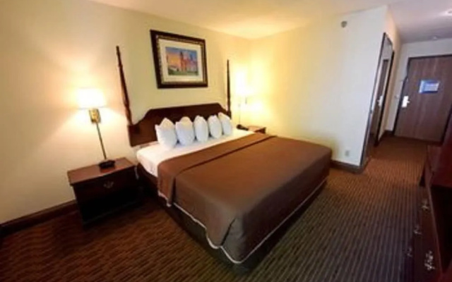 Mackinaw Budget Inn