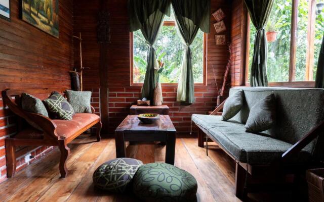 Mindo Green House