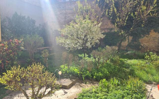 5* noble house in historic center