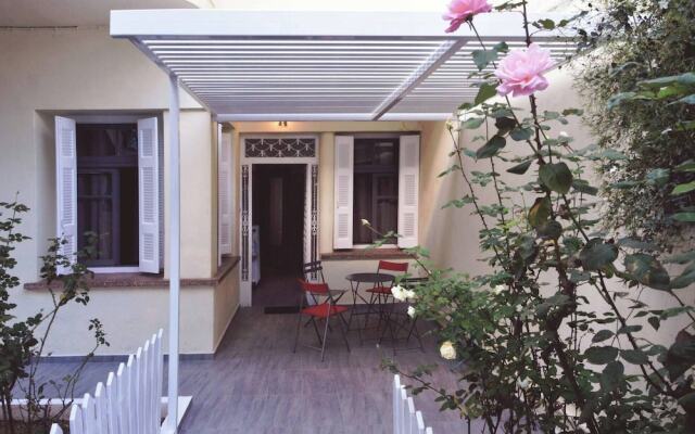 Renovated Home Next To Old Town