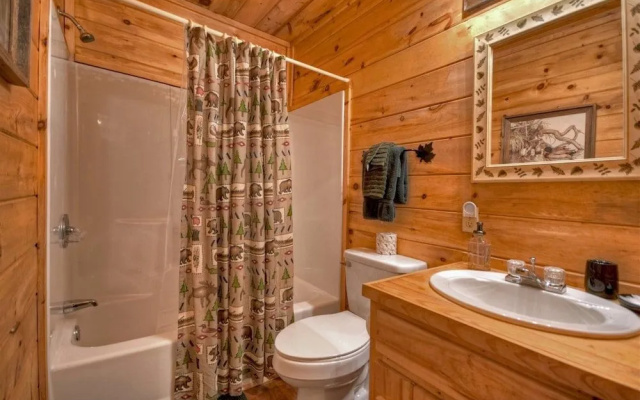 Grey Wolf Lodge