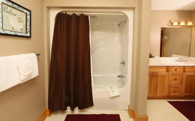 Pinnacle View 7C - Three Bedroom Chalet