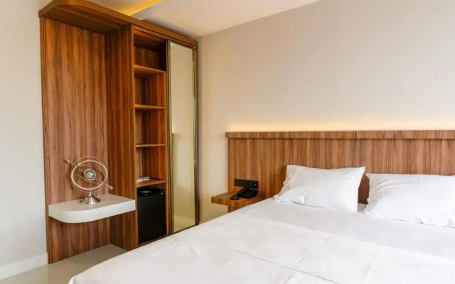 Joyful Hotel By Gnl