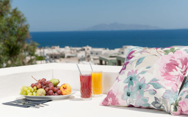 Mar n Mar Crown Hotel and Suites