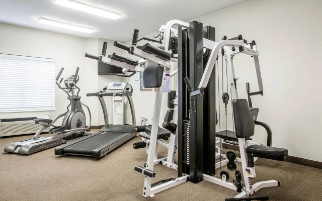 Sleep Inn & Suites Queensbury - Lake George