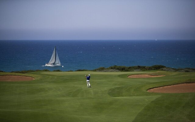 The Romanos, a Luxury Collection Resort